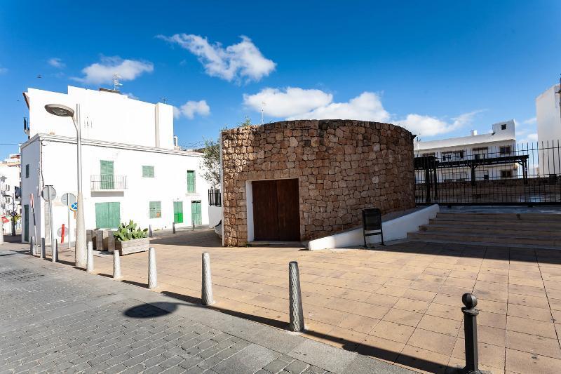 Apartamentos Tramuntana Sant Antoni de Portmany Extérieur photo